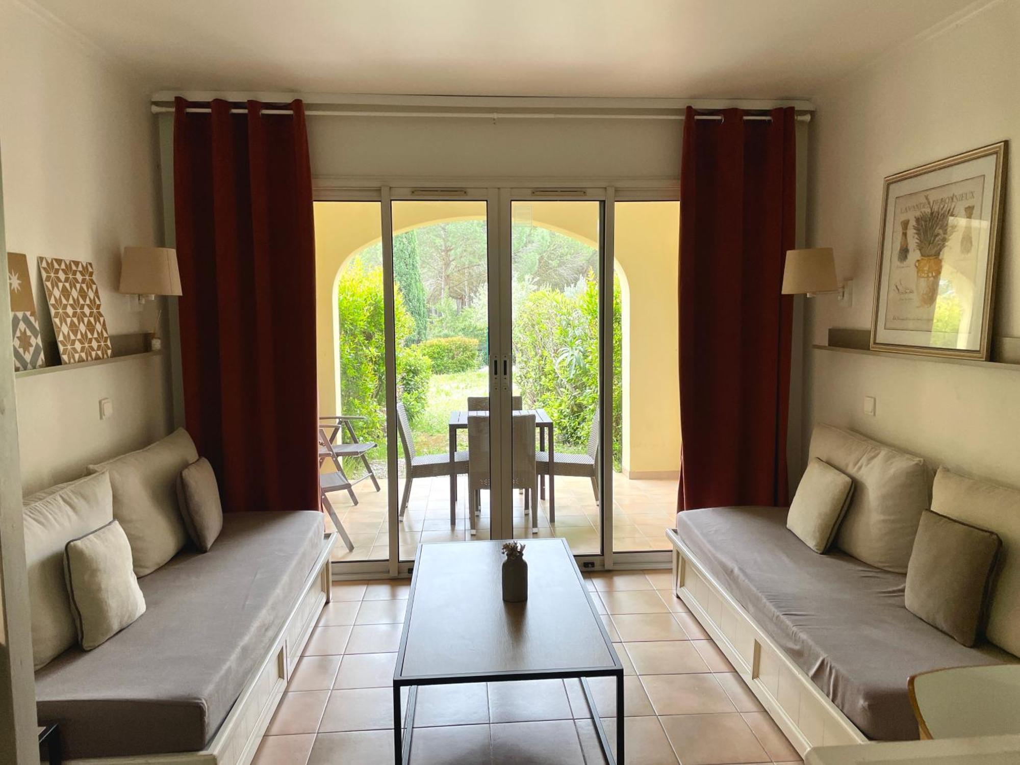 Studio 4 Personnes Golf International Pont Royal Mallemort Luaran gambar